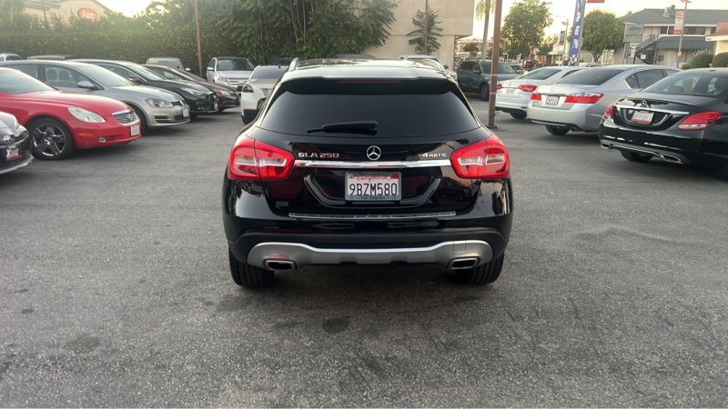 2019 Mercedes-Benz GLA-Class GLA250's photo