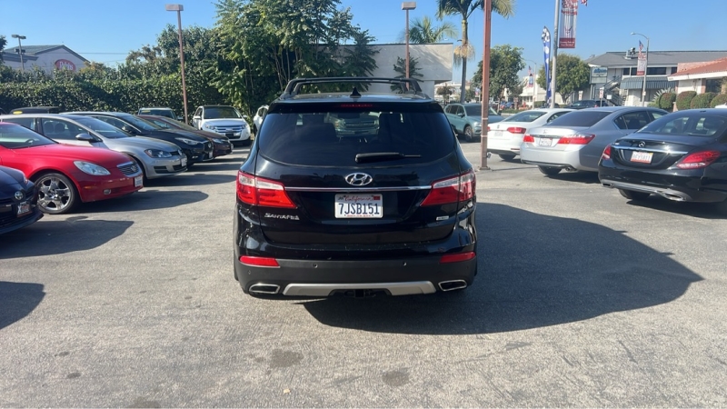 2015 Hyundai Santa Fe Limited's photo