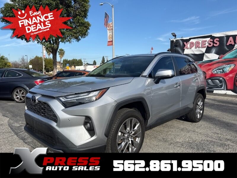 2023 Toyota RAV4 Limited - Photo 9