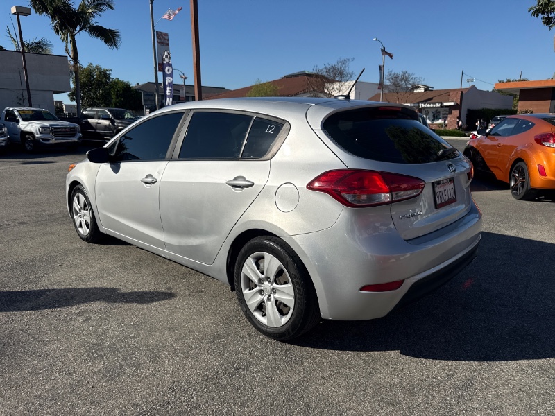 2016 Kia Forte5 LX