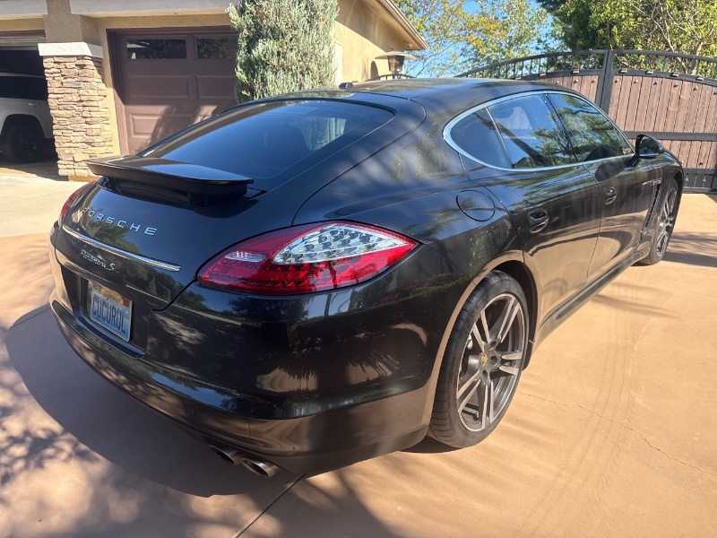 2012 Porsche Panamera S's photo