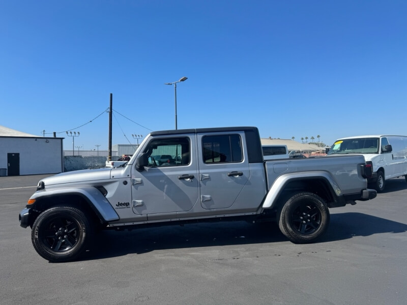 picture of 2021 Jeep Gladiator