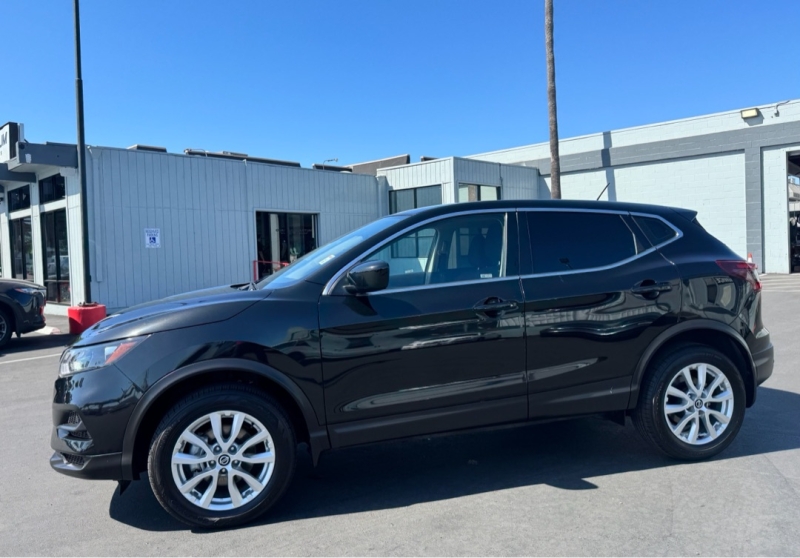 picture of 2021 Nissan Rogue Sport