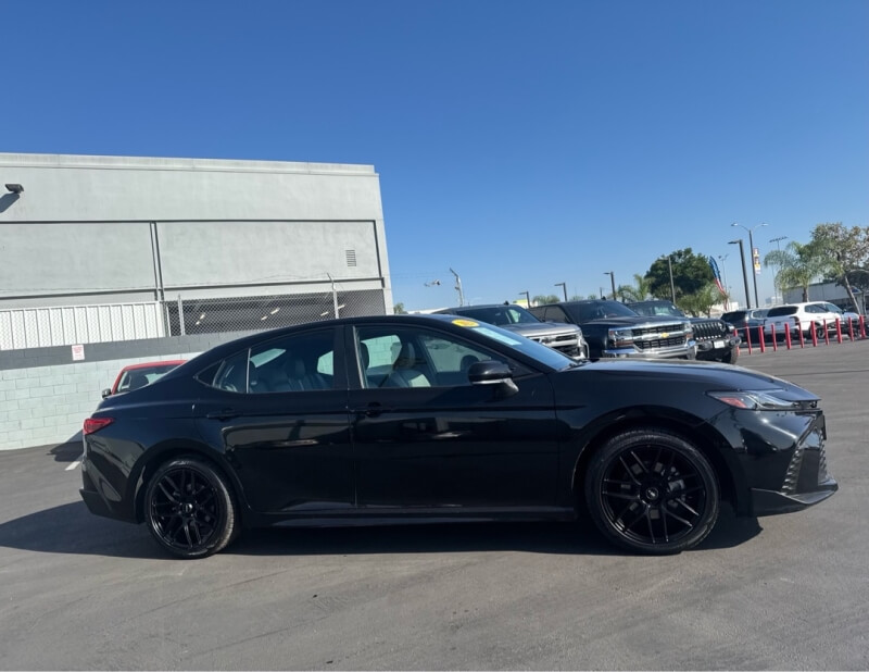 picture of 2025 Toyota Camry