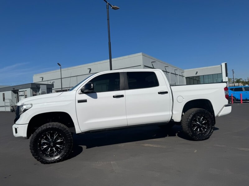 picture of 2017 Toyota Tundra