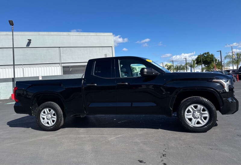 picture of 2023 Toyota Tundra