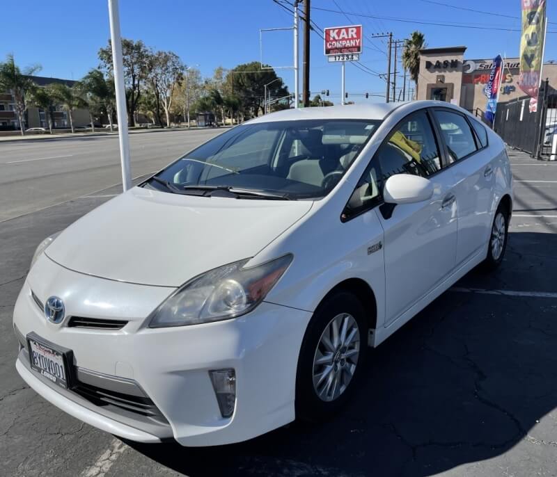2012 Toyota Prius Plug-in Hybrid Photo
