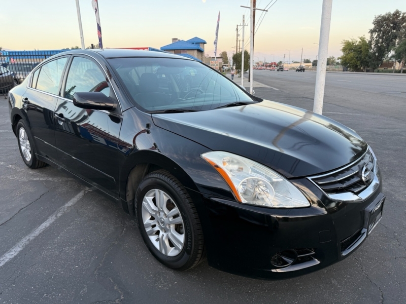 2011 Nissan Altima Base