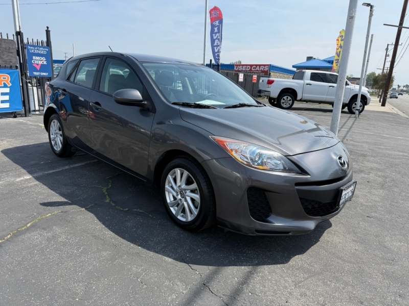 2013 Mazda MAZDA3 i Touring