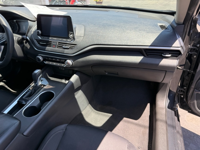 2022 Nissan Altima SV - Photo 22