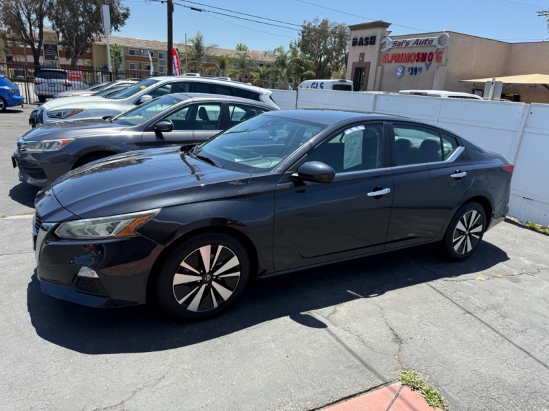 2022 Nissan Altima SV - Photo 9