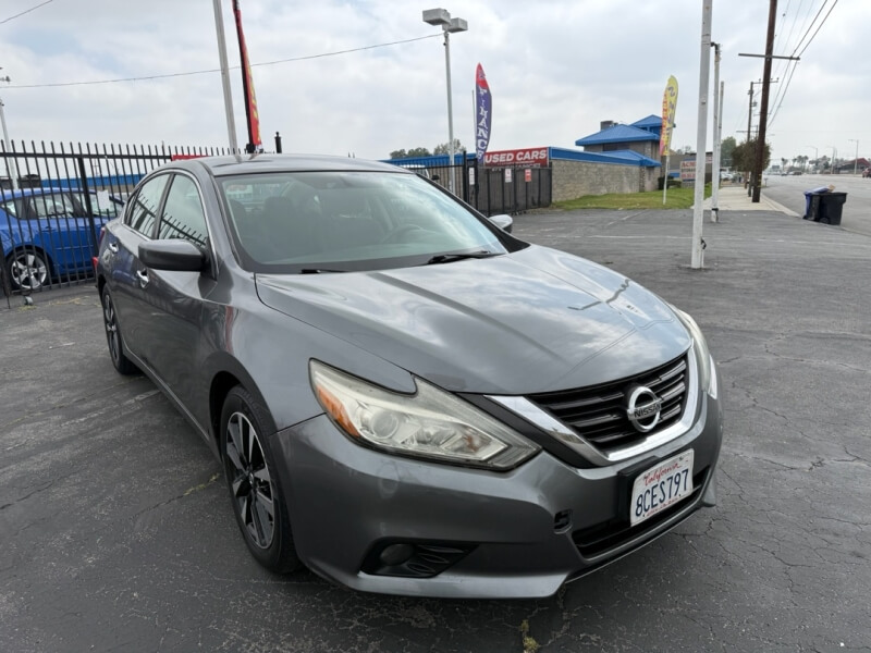 picture of 2018 Nissan Altima