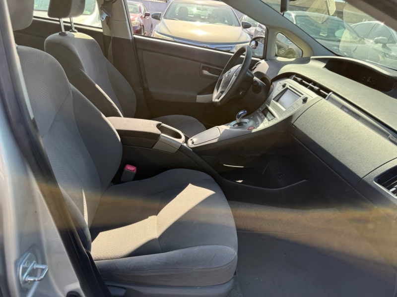 2013 Toyota Prius Plug-In Base - Photo 20