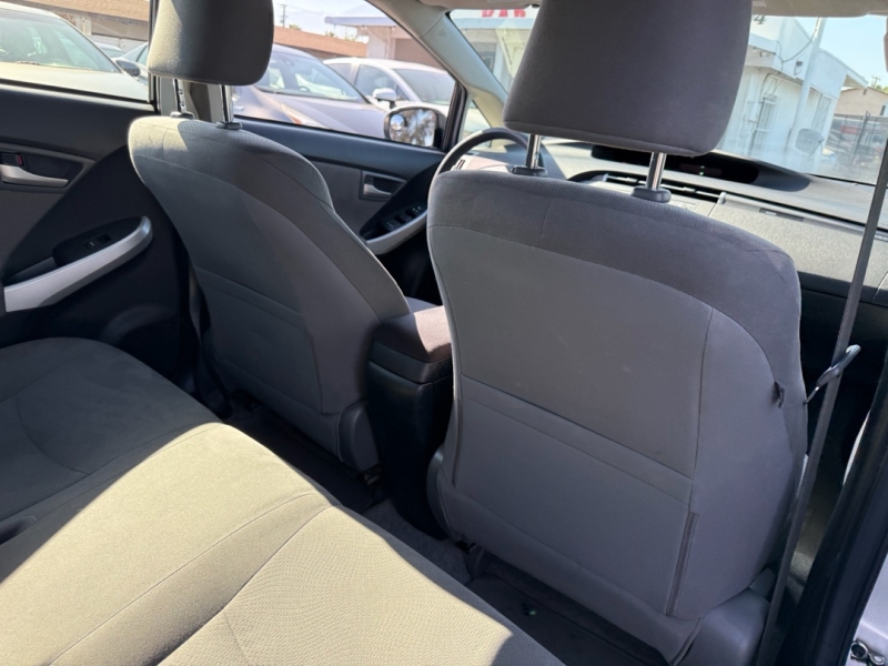 2013 Toyota Prius Plug-In Base - Photo 17