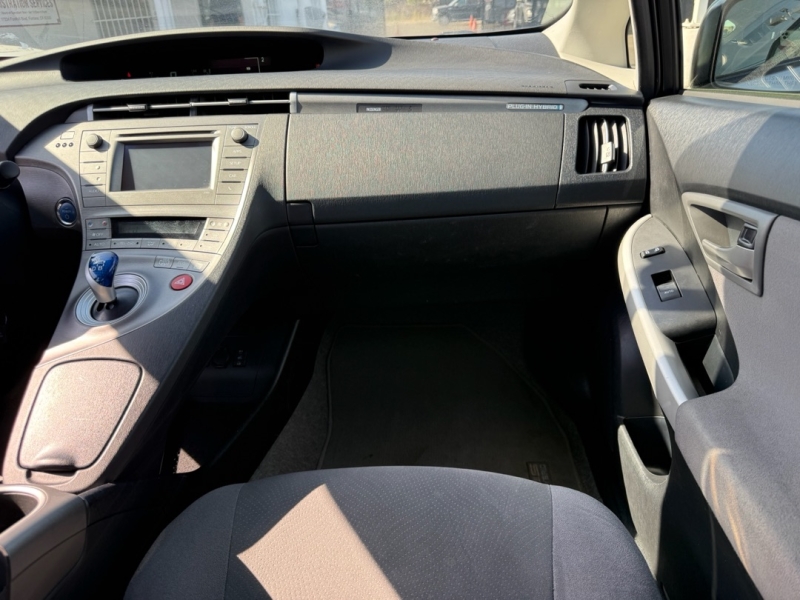 2013 Toyota Prius Plug-In Base - Photo 18