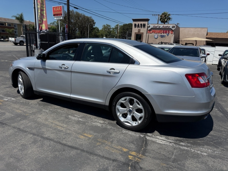 2012 Ford Taurus SEL - Photo 8