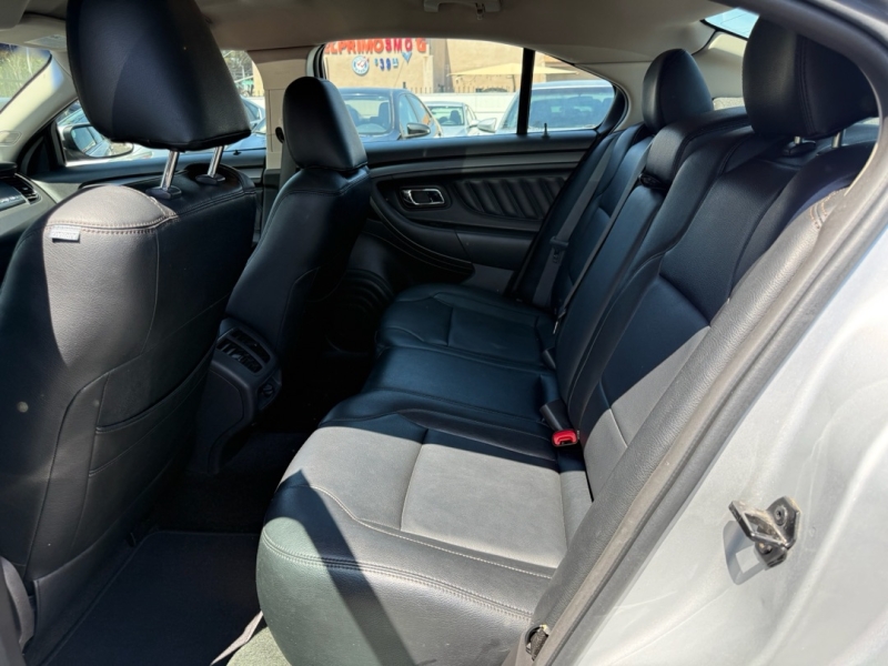 2012 Ford Taurus SEL - Photo 13