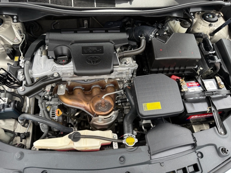 2013 Toyota Camry LE - Photo 18