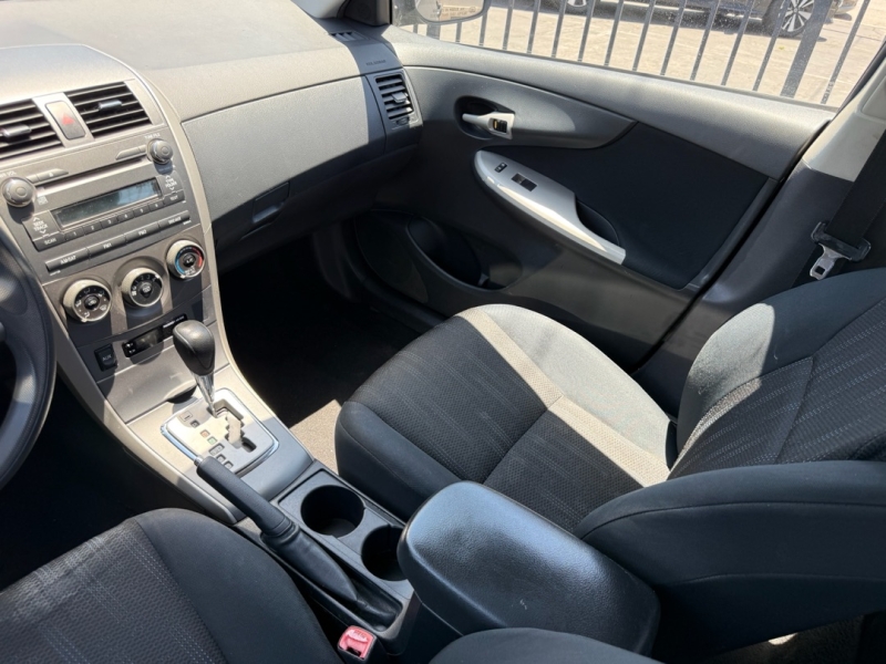2011 Toyota Corolla S - Photo 12