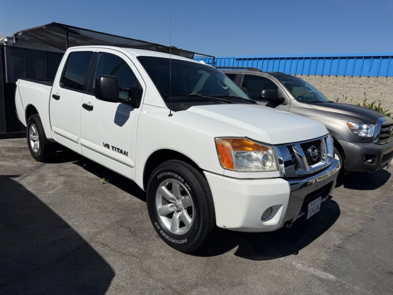 2012 Nissan Titan Photo