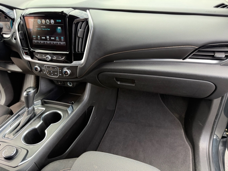2018 Chevrolet Traverse 1LT - Photo 25