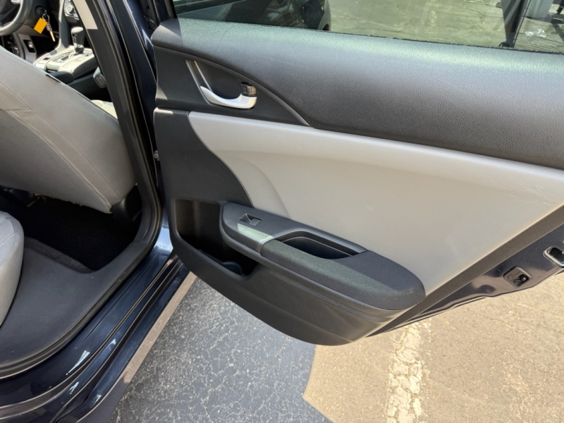 2017 Honda Civic LX - Photo 14