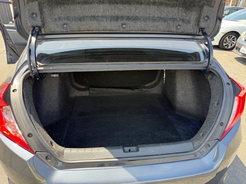 2017 Honda Civic LX - Photo 11