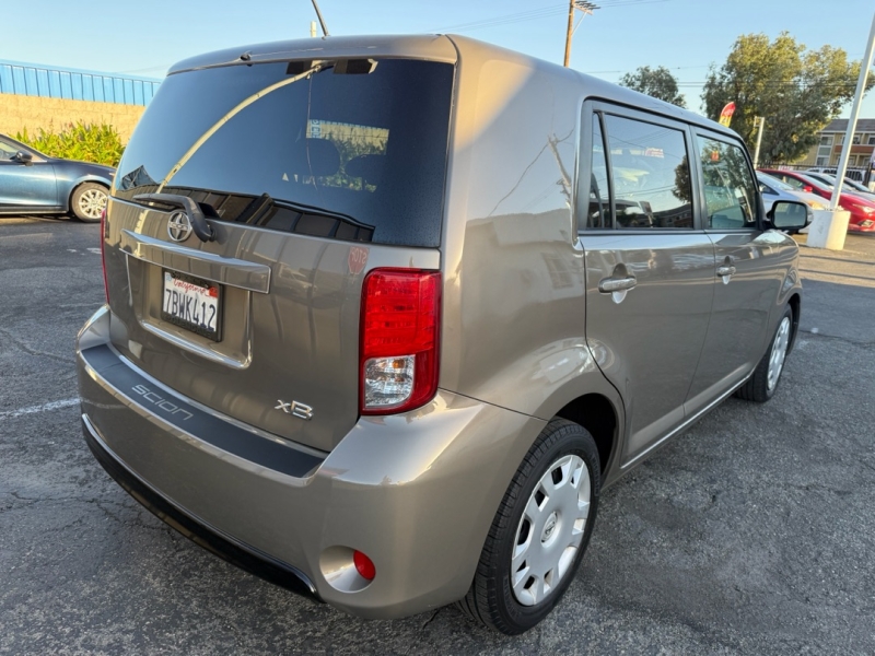 2013 Scion xB Base