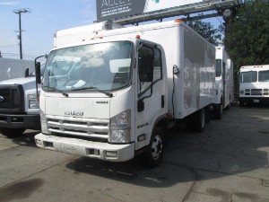2014 Isuzu NPR Photo