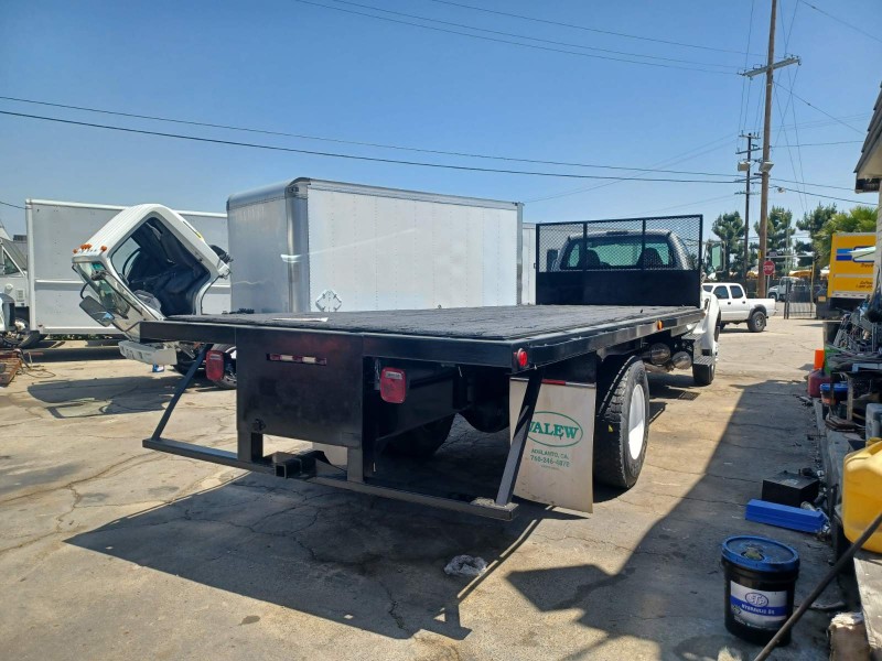 2013 Ford F-750 F's photo