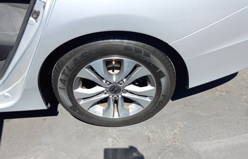 large picture of 2014 Honda Accord