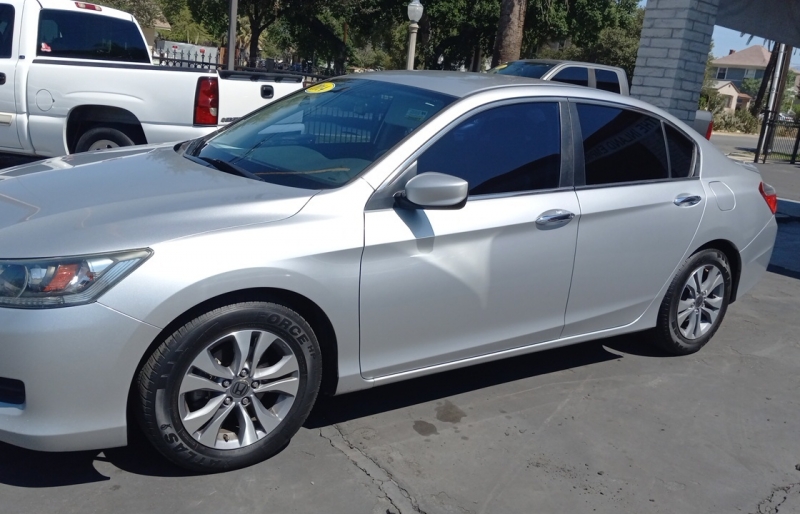 large picture of 2014 Honda Accord