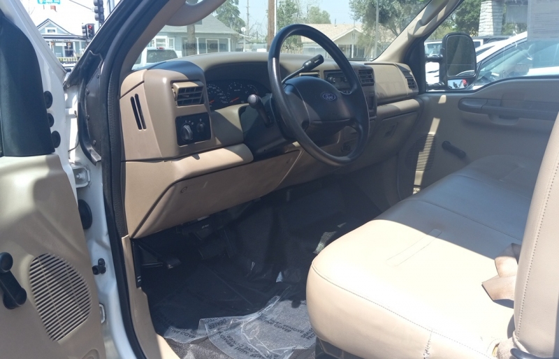 large picture of 2004 Ford F-250 Super Duty