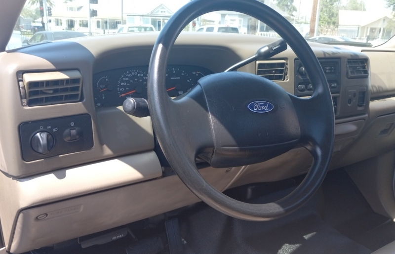 large picture of 2004 Ford F-250 Super Duty