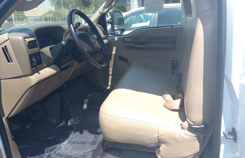large picture of 2004 Ford F-250 Super Duty
