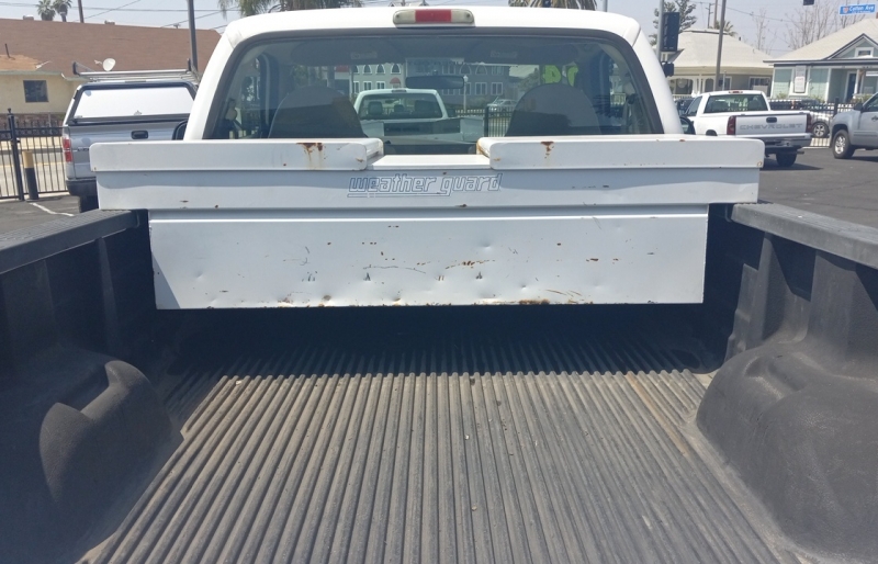 large picture of 2004 Ford F-250 Super Duty