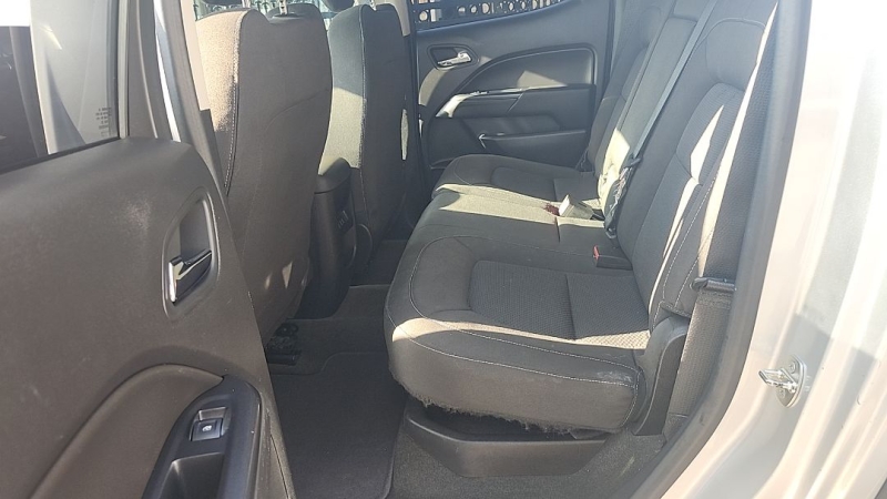 large picture of 2016 Chevrolet Colorado
