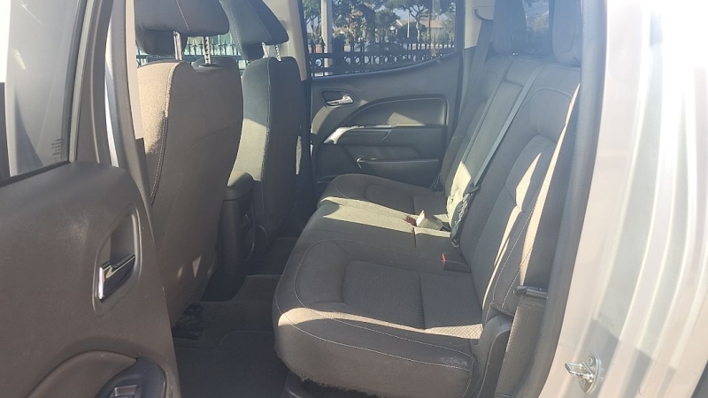 large picture of 2016 Chevrolet Colorado