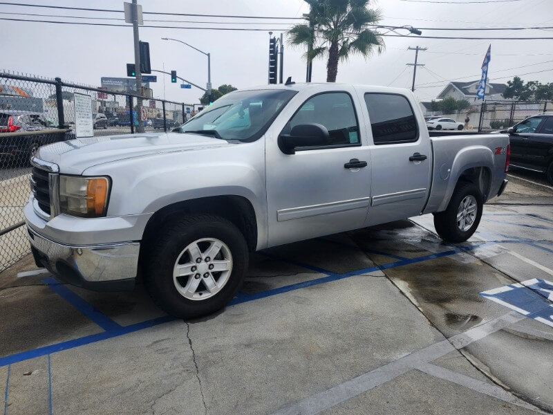2012 GMC Sierra 1500 SLE's photo