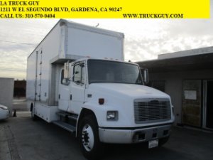 2003 Freightliner FL Photo