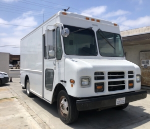 2005 Workhorse Step Van Photo