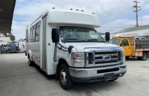 2012 Ford E Photo