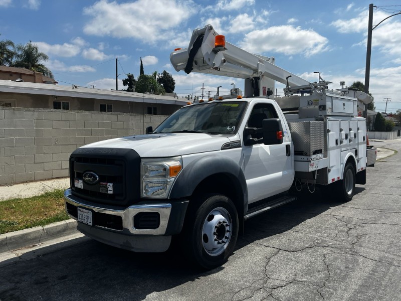 2013 Ford F-550 - Photo 19