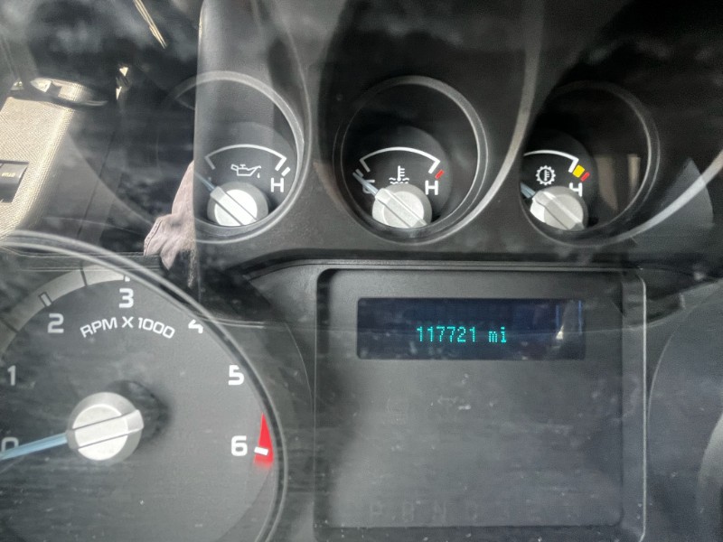 2013 Ford F-550 - Photo 10