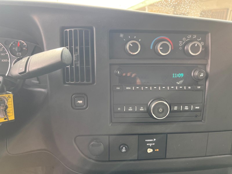 2017 Chevrolet Express Cargo Work Van - Photo 13