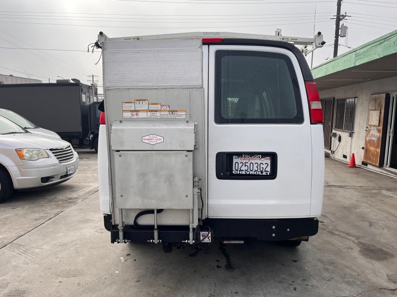 2017 Chevrolet Express Cargo Work Van's photo