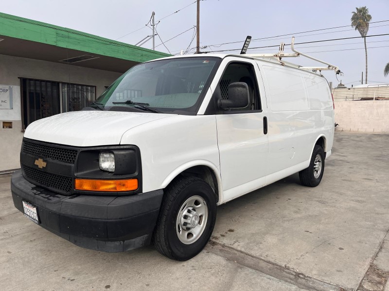 2017 Chevrolet Express Cargo Work Van - Photo 18