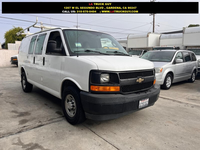 2017 Chevrolet Express Cargo Work Van - Photo 16