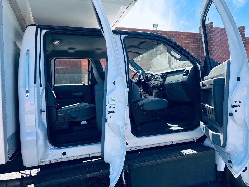 2019 Ford F-650 - Photo 14