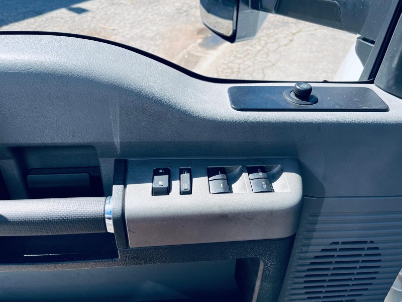 2019 Ford F-650 - Photo 10